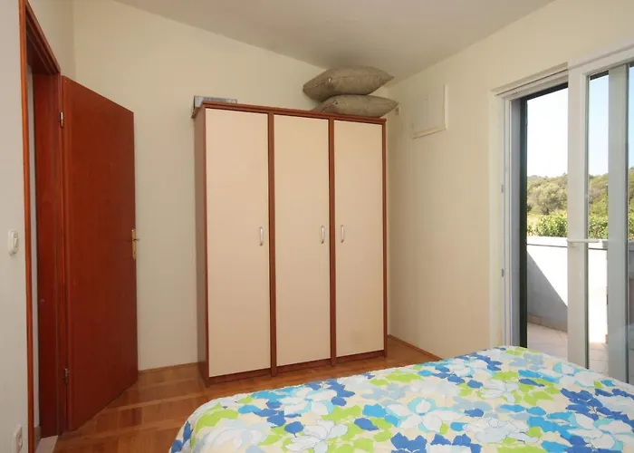 Apartman By The Sea Banj, Pasman - 8242 *