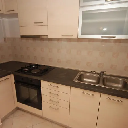 By The Sea Banj, Pasman - 8242