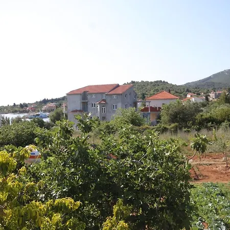 Διαμέρισμα By The Sea Banj, Pasman - 8242 *