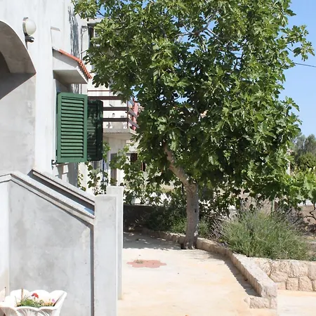 Appartamento By The Sea Banj, Pasman - 8242